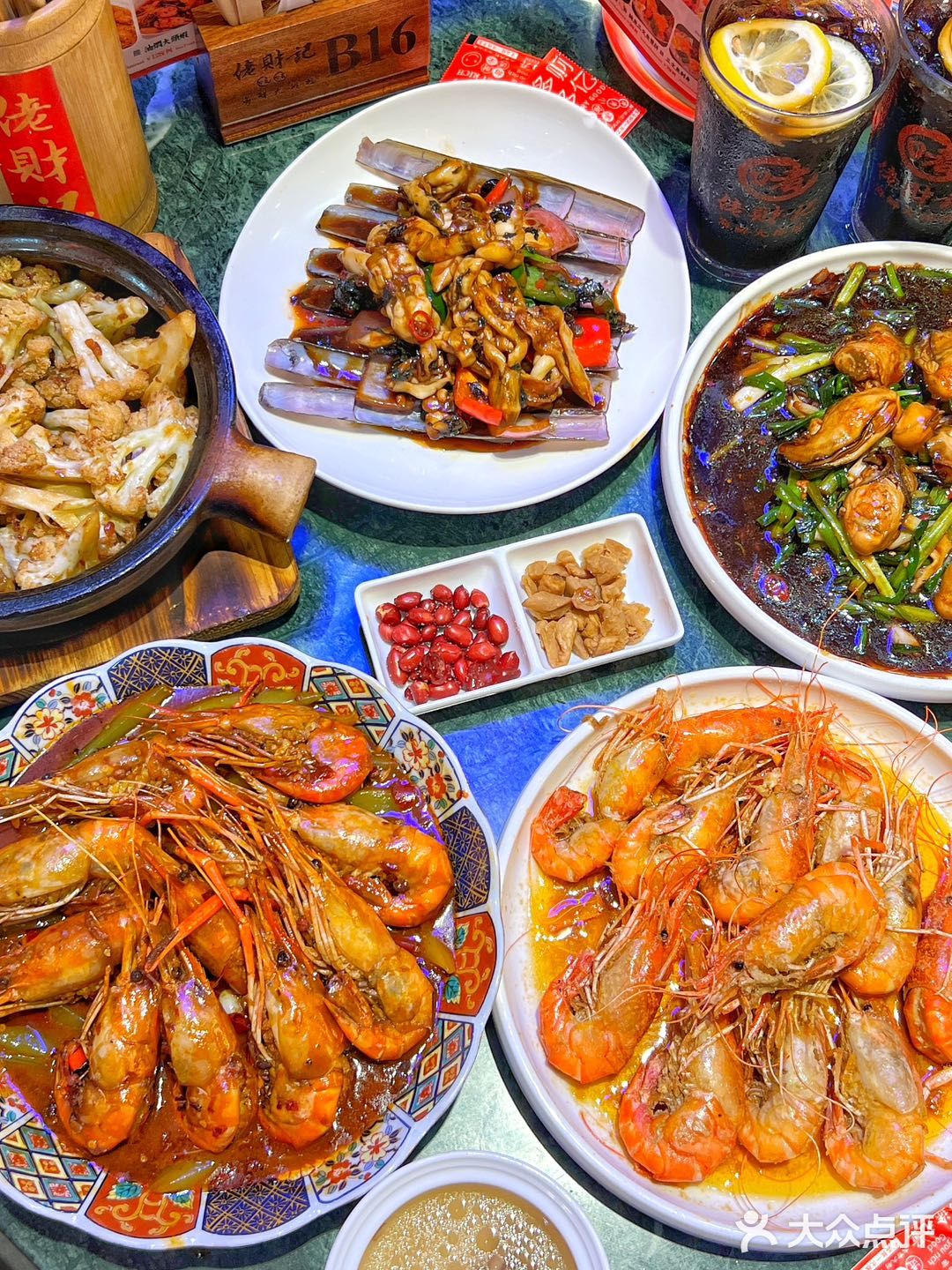 兴盛路新店，专注大头虾的海鲜大排档 