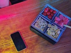 -喜鹊音乐酒馆(西街店)