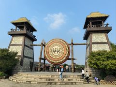 -茅山东方盐湖城景区