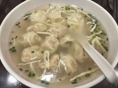鲜肉小馄饨-东泰祥生煎馆(陕西南路店)