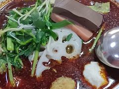 -不起眼麻辣烫凉皮店