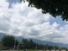 -三塔倒影公园