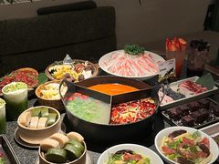 -三出山火锅(南京万象天地店)