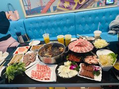 -唯爱KTV聚会餐厅(仙林东城汇店)
