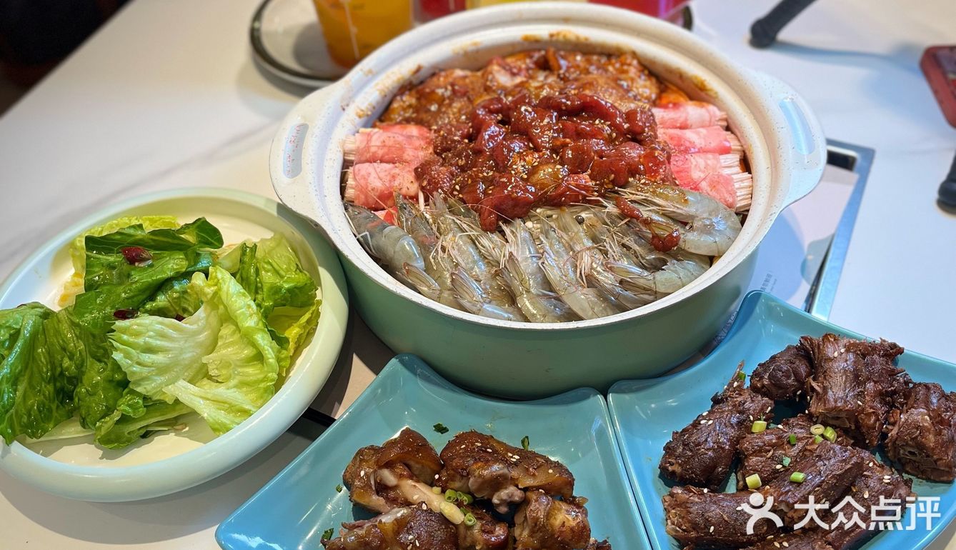 焖锅界的鼻祖[加油]黄记煌全新升级店来啦[礼花]