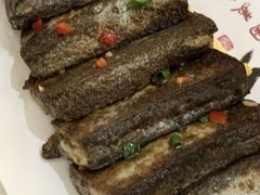 -荣誉海鲜酒楼(海湾店)