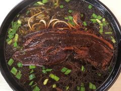 -小龙大肉面馆