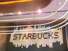 -星巴克臻选(上海虹桥新天地三店)