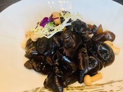 凉拌爽耳白玉菇-宝丽轩中餐厅BAOLIXUAN