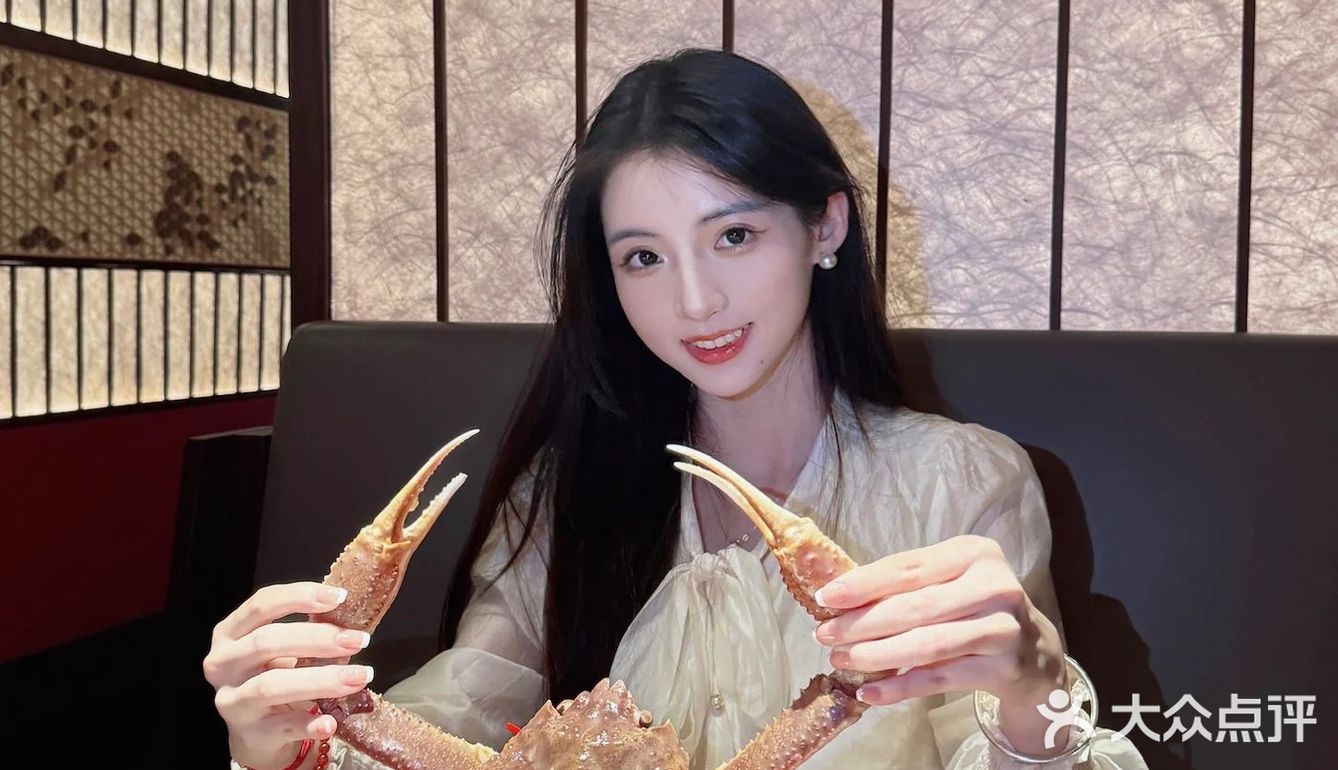 今天请你吃螃蟹的姐姐🦀