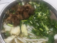 -花溪王记牛肉粉(四季花溪商场店)