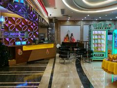 -蓝尊量贩(黄河路店)