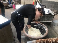 -老西关黄老太牛肉烧饼