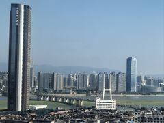 -东方豪景花园酒店·怡景旋转餐厅