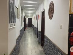 -茸梅路右拐龙虾-农家菜(松江店)