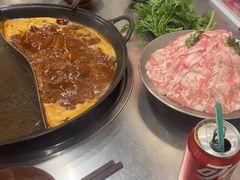 -鹿鸣山草本茶香火锅(园西路店)