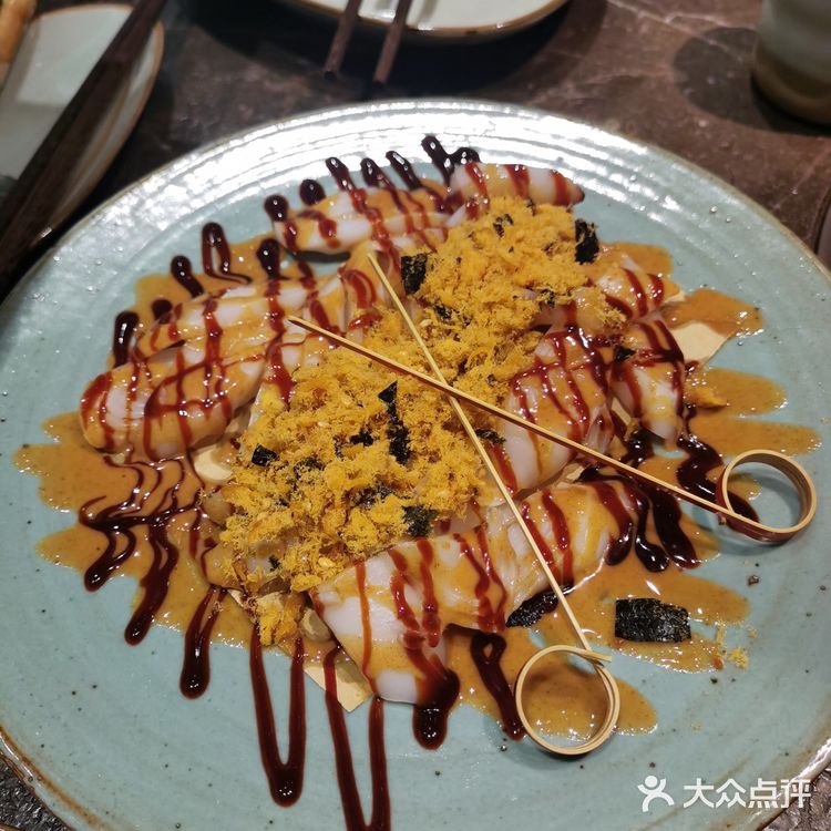 老阿婆牛杂，龙华天虹店