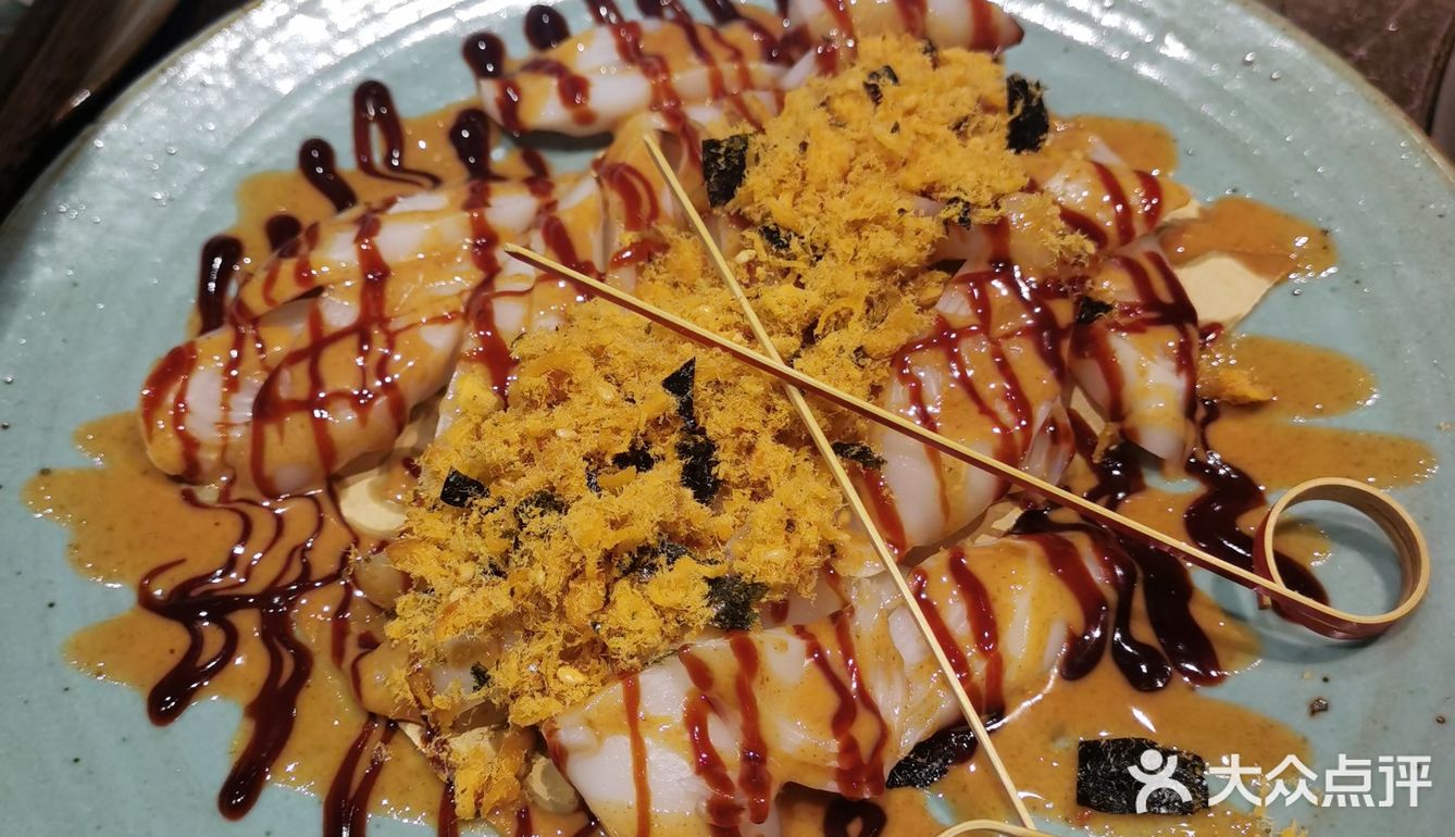 老阿婆牛杂，龙华天虹店