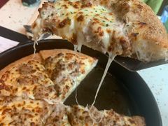 -必胜客(WOW中心城店)