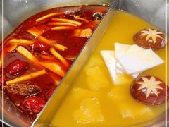 -湊湊火锅·茶憩(打浦桥日月光店)