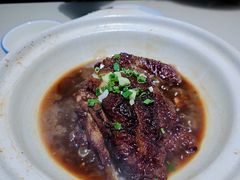 -老码头黑皮肘子锅包肉(赣水路店)