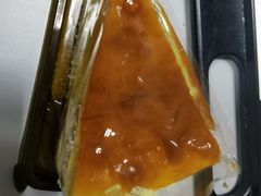 -红宝石·鲜奶小方·海派西点房(南丹店)