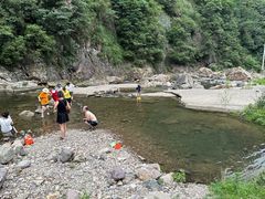 -安吉龙王山峡谷漂流
