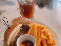 AB芝士牛肉汉堡-about(丹霞庄店)