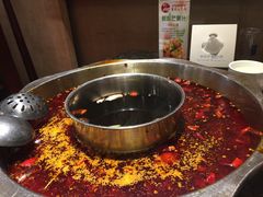 -小天鹅火锅·一线江景洪鼎旗舰店(洪崖洞店)