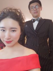 点击看大图 -挪娅婚纱摄影皇家会所