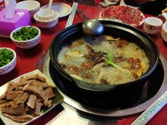 -乳仔牛牦牛汤锅 烤羊排(松潘古城店)