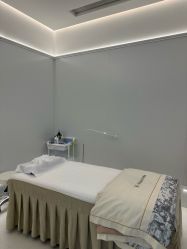 -苑苑vbeauty科技美容SPA