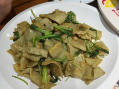 -黄泥岗·地道湖北菜(奥特莱斯店)