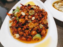宫保鸡丁-夫妻肺片·中华老字号·正宗川菜(春熙路店)
