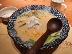 -荣家黄鱼面(前滩太古里店)