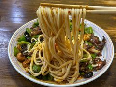 精品过油肉拌面-歹歹的加个面过油肉拌面(贵州路店)