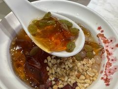 -渝是乎酸菜鱼·川渝小炒(新世界百货望京店)