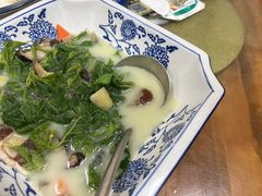 上汤农家桑叶嫩芽-老客家美食• 竹筒饭• 河鲜(龙门永汉店)