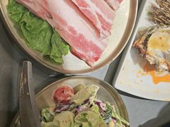 -围炉肉舍•炭烤活鳗•丹东海鲜烤肉(步行街店)