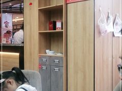 -有红鸡毛店·川菜(建设路店)