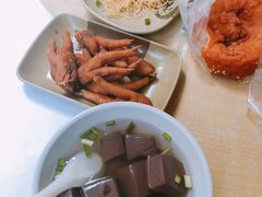 -阿一猪红汤(东风西路店)