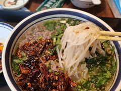 -云阿蛮云南生烫牛肉米线(奉贤路店)