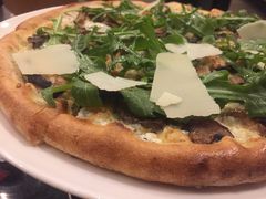 -WOLFGANG PUCK KITCHEN & BAR(迪士尼小镇店)