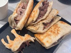 -高玛纳驴肉火烧(一世界店)