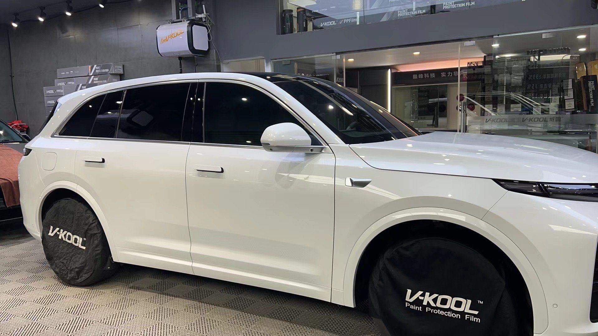 理想l-7威固玻璃膜,高清晰高隔热,单向透视