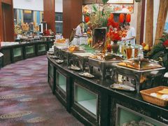 自助取餐区-东方豪景花园酒店·怡景旋转餐厅