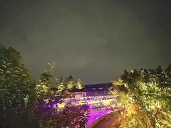 -茅草房·河畔园林火锅