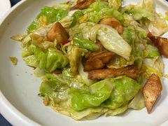 包包菜炒馕-伊带伊路新疆美食府(呼家楼店)