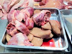 -标记美食新鲜猪杂(兴南大道店)