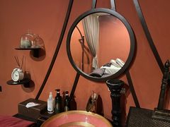 -迪瓦娜按摩和水疗中心